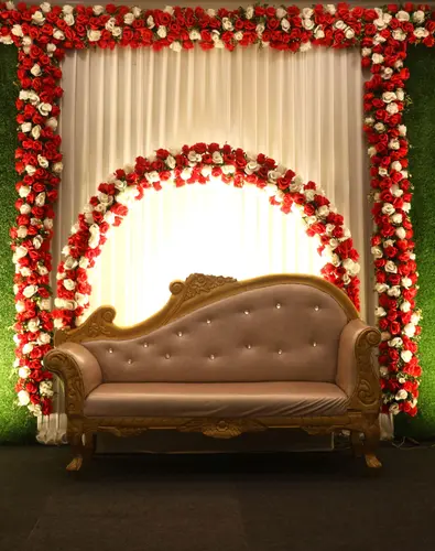 Wedding Sofa Rental thumbnail 2