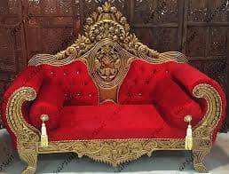 Royal Throne Chair Rental thumbnail 3