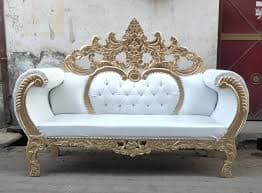 Royal Throne Chair Rental thumbnail 4