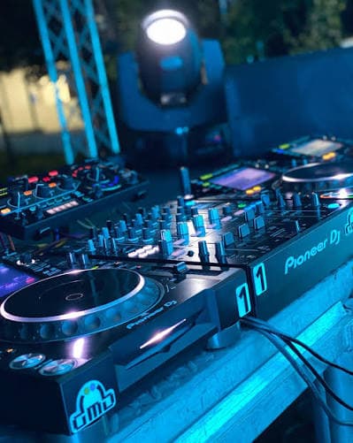 DJ Console on Rent